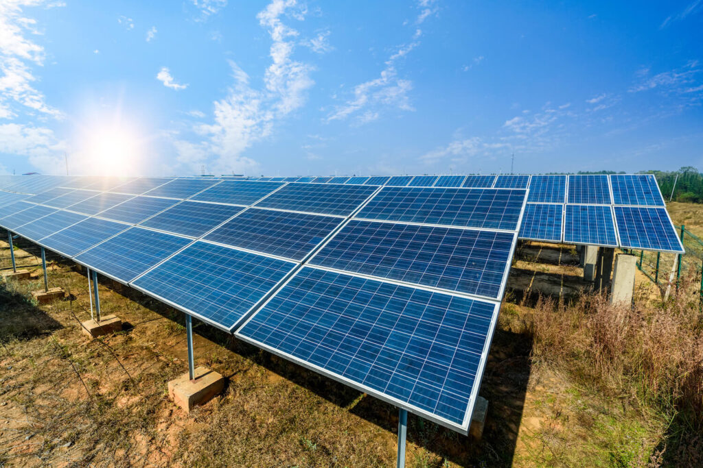 How Long Does it Take to Get a Return from Utility-Scale Solar Farm Investing?
