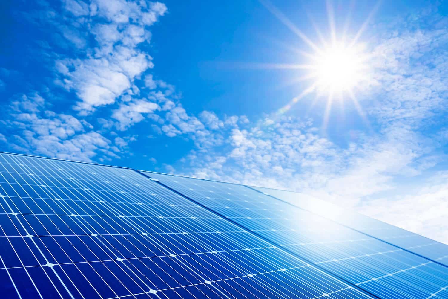 What are the Benefits of Investing in Utility-Scale Solar Farms?
